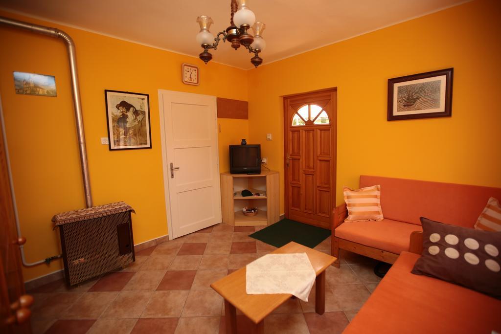 Lonci Apartman Zalakaros Exterior photo